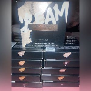 CHEEKS OUT FREESTYLE CREAM BRONZER